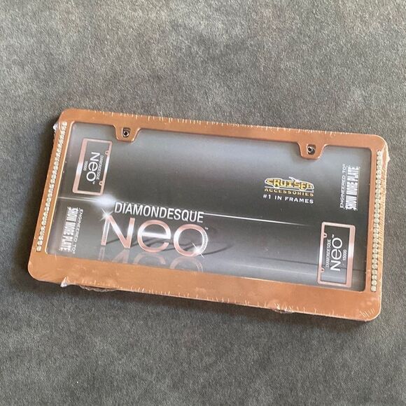 Neo Diamondesque Rose Gold License Plate Frame - Picture 1 of 7